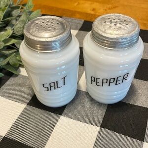Vintage Milk Glass Salt and Pepper set